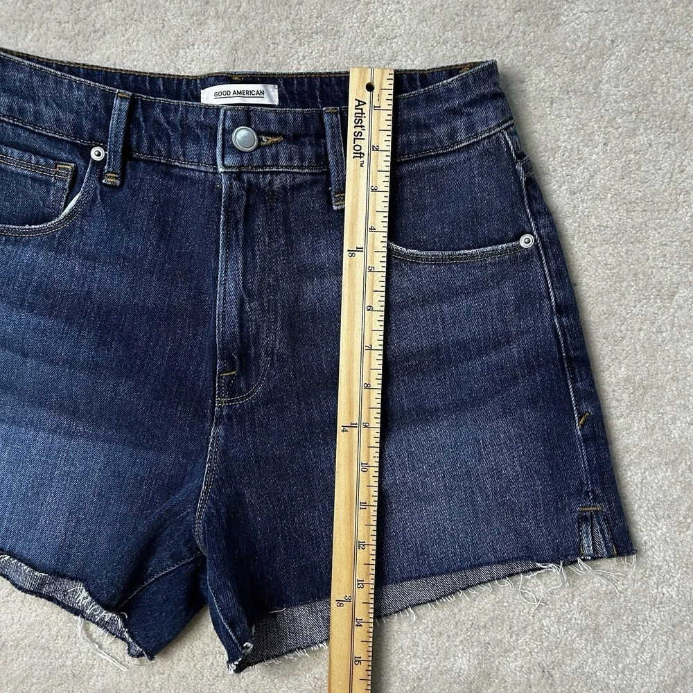 Good American Classic Jean Shorts Women's 6/28 Blue Denim Cutoff Stretch